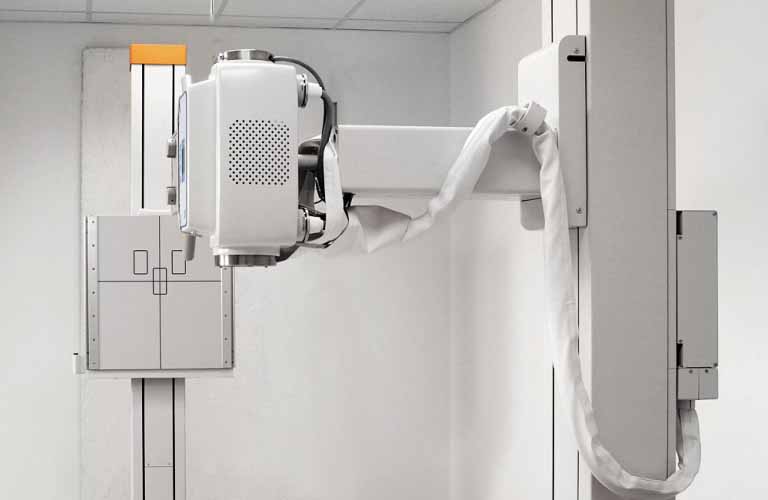 The compact design of digital X-ray machine allows installation in tight spaces. 