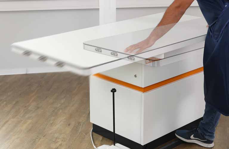 X-ray system novelty! Floating, completely flat table top without upstands with generous travel ranges