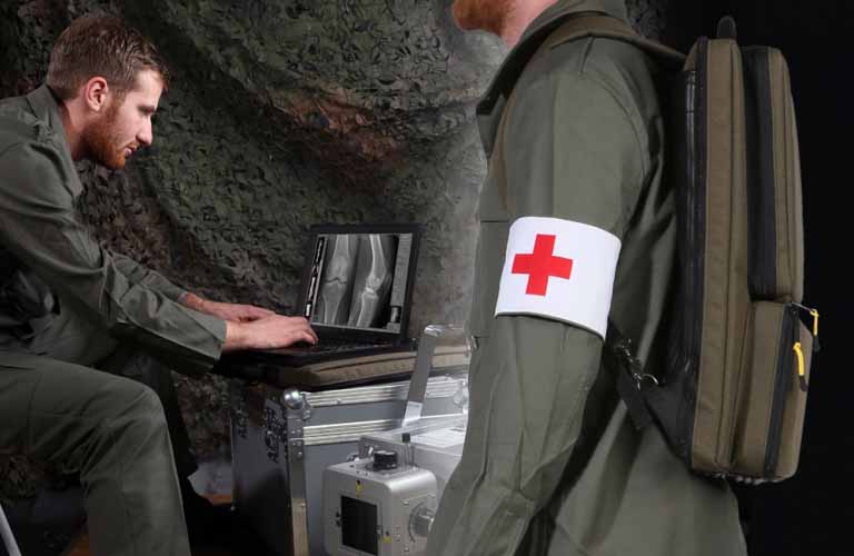 El sistema de rayos X de mochila súper ligero y portátil para emergencias médicas