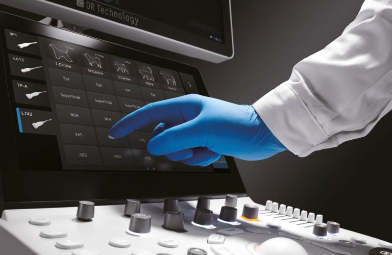 sonography system with touchscreen
