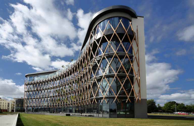 2011: Move into the new company building in Rostock with 50 employees